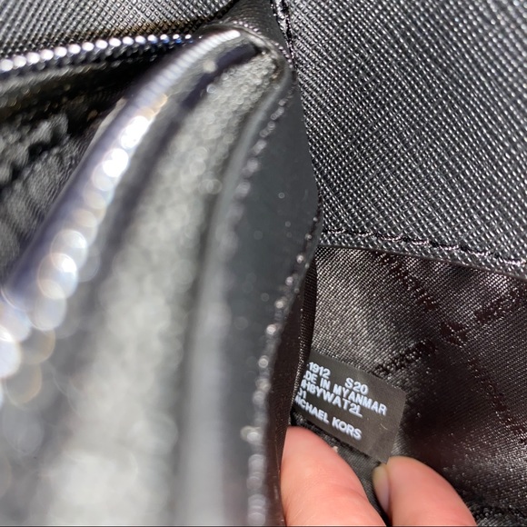 Michael Kors Walsh Carryall Tote Purse Bag - Picture 11 of 14